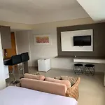 Tropical Executive Hotel